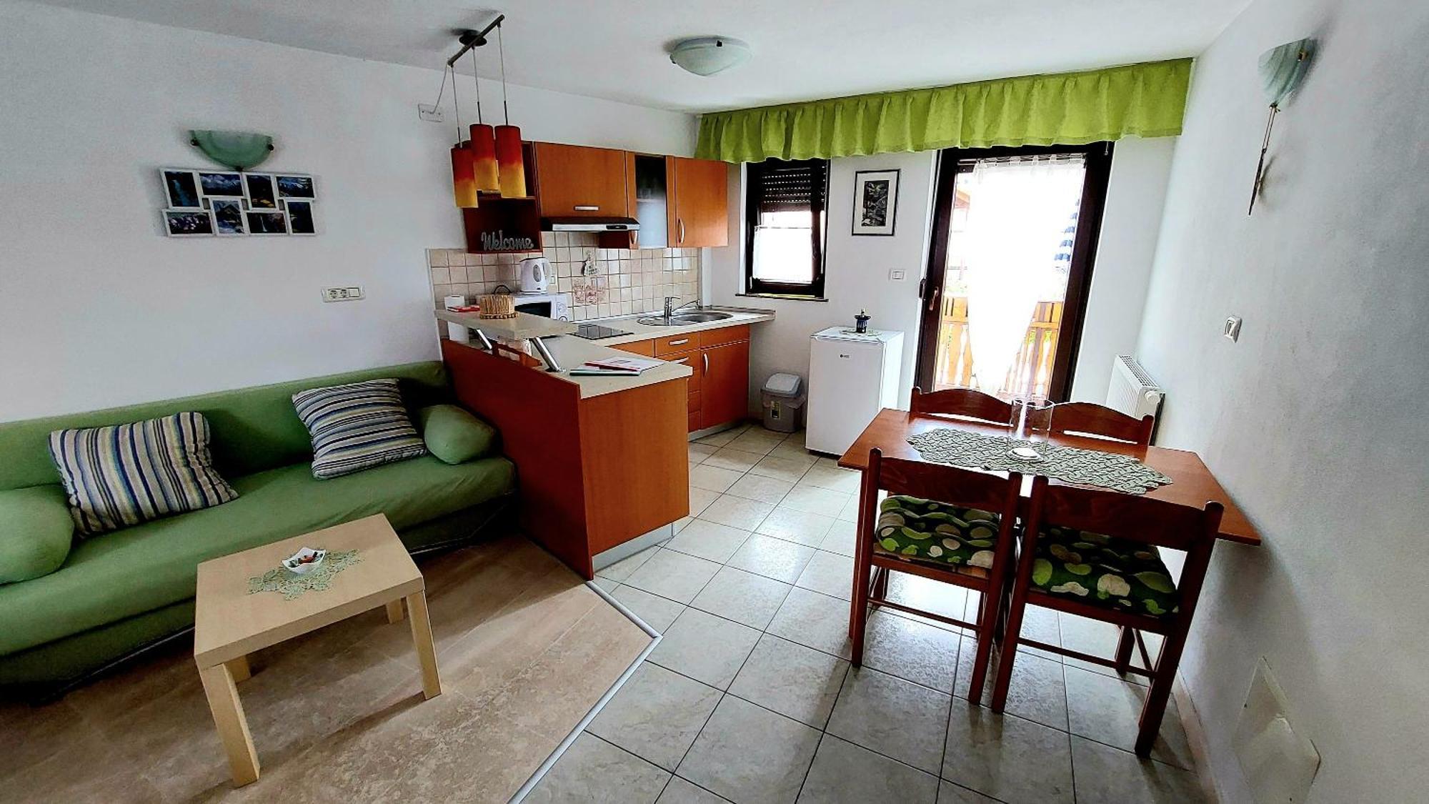 Apartments Krn Drezniske Ravne Kültér fotó
